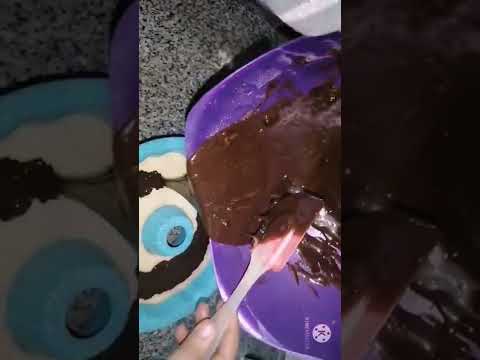 الكيكه سهله بس خطيره😋😋