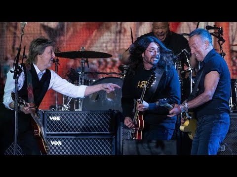 Paul McCartney taps Dave Grohl, Bruce Springsteen for epic #Glastonbury set