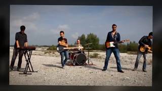 Max Navarro - Nine Flares (2016)