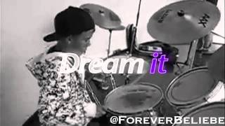 Justin Bieber- Born To Be Somebody   ♥