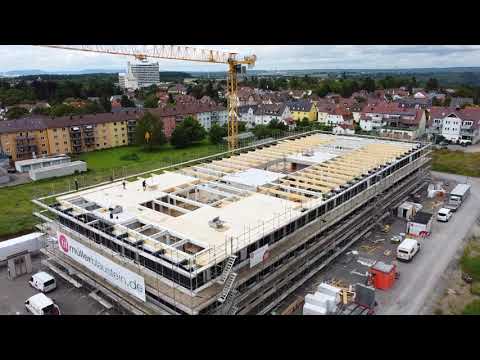 Pfeifer Brettsperrholz macht Schule