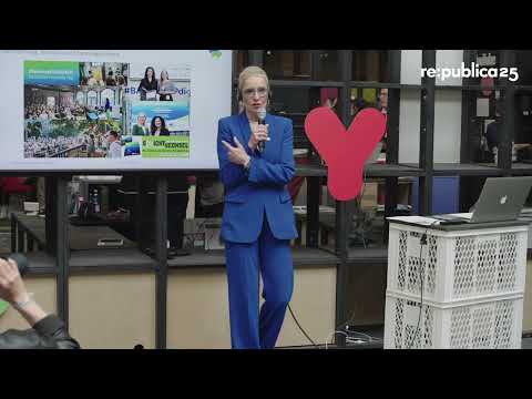 re:publica 25: Kerstin Oster - Sind wir noch sassy oder schon oldschool? ...