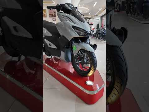 Thumbnail for Honda Vario 160 Silver #honda2024 #bike #motorcycle #hondavario by Honda Vietnam