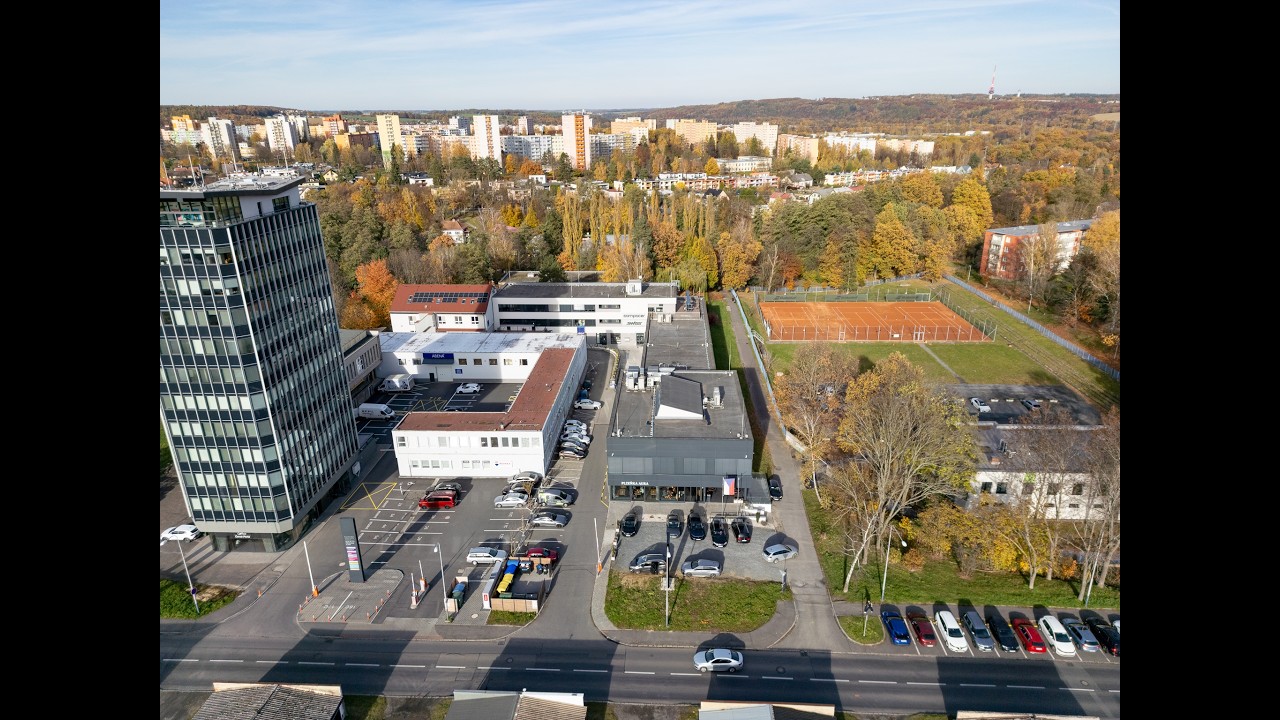 LT CUBE 2 — drónový průlet