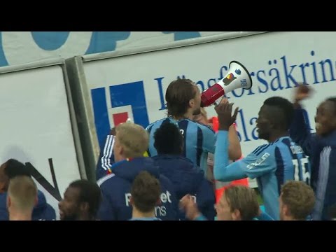 Här drar Kevin Walker igång Djurgårdsklacken - TV4 Sport