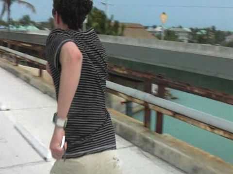 Marc JB of Bimbo Jones running away from the Aliens @ Key West, Florida