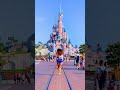 DISNEYLAND RUNNER
