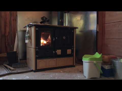 Wood Cookstove - La Nordica