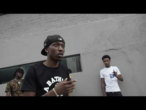 1504 Mutebaby IN THE BOOTH