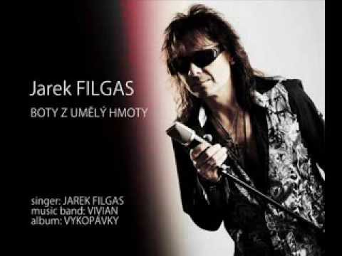 JAREK FILGAS - BOTY Z UMĚLÝ HMOTY