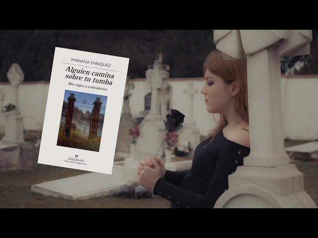 Vídeo relacionado con Alguien camina sobre tu tumba: Mis viajes a cementerios: 670 (Narrativas hispánicas)