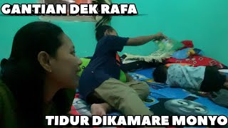 Download lagu MBAH DAMIS DAN MBAH JAPLIK SURUH BUAT ADEK LAGI 😁😁!!! mp3