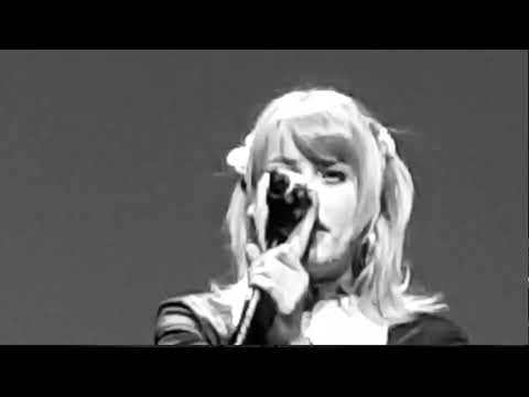 Meri Jämsen Singing Life On Mars by David Bowie