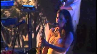 Bloom en vivo. Carolina Araoz