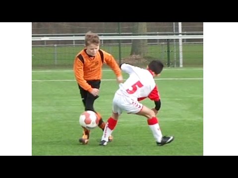 Bekerwedstrijd FC Utrecht O10 - VV De Meern E3, eerste helft
