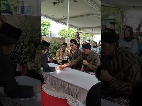 Bakar Production director gets married #bakarproduction #momon #comedy