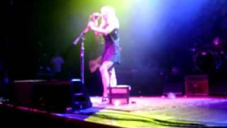 Courtney Love - Hole - Petals LIVE for the first time ever.