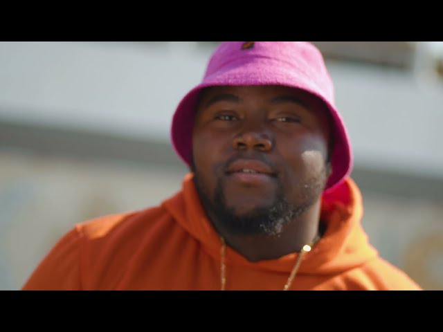 Video zu 'Amanikiniki' ansehen