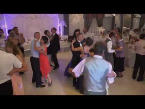 ADRIANA BOTIS - Stăteam într-o seară cântam la chitară - Vals Live 2016