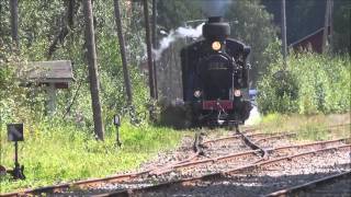 preview picture of video 'Steam Engine ( wood burner ) Tk3 #1168 with wooden passenger cars at Porvoo Museum Railroad.'