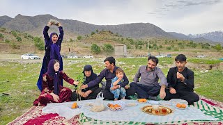 Download lagu Taking Hamid's family and his stepmother on a fun trip by a charity engineer mp3 Download lagu Taking Hamid's family and his stepmother on a fun trip by a charity engineer mp3