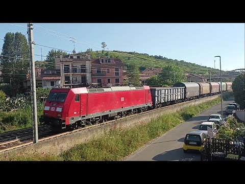 Treni in transito sulla linea ferroviaria FL1.