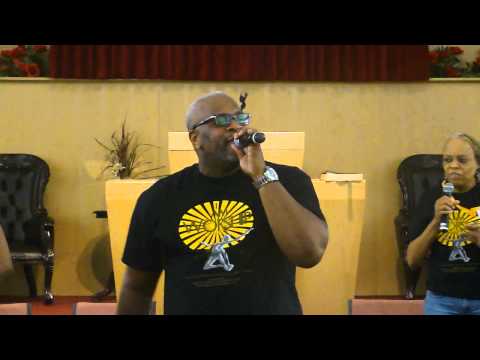 Darius Nelson Singing 