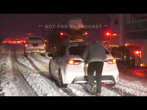 01-01-2023 Northern Arizona - Snow Storm Shuts Down Multiple Interstates, Strands Drivers