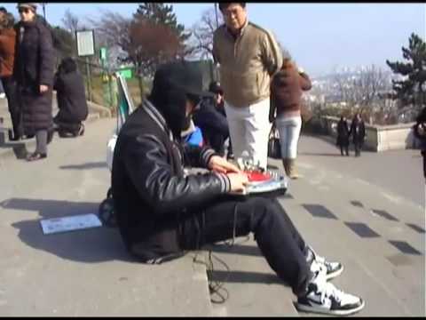 UGLY MAC BEER SCRATCHING IN THE STREET