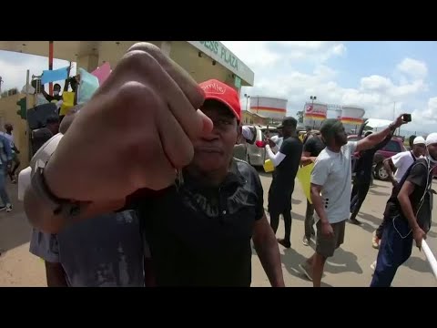 尼日利亞阿兵哥向抗議者開槍：證人 (Nigerian soldiers fire at protesters: witnesses)