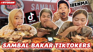 Download lagu AKHIRNYA NYOBAIN SAMBAL BAKAR VIRAL YANG DULU ANTRI BANGET!! TERNYATA BEGINI RASANYA... mp3 Download lagu AKHIRNYA NYOBAIN SAMBAL BAKAR VIRAL YANG DULU ANTRI BANGET!! TERNYATA BEGINI RASANYA... mp3