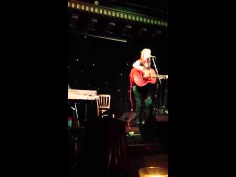Kat Healy with Thilo Performing Frozen Smile At The Voodoo