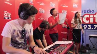 Melanie C &amp; Peter Aristone &quot;First Day of My Life&quot; / CITY LIVE (22.03.2014)