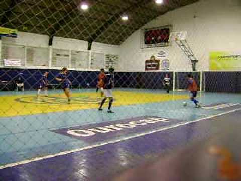 Golaço no treino!  Luiz Simeão