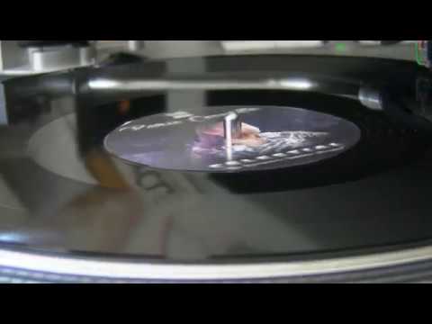 Deep House Music : Albert Vogt & Porter - Paris Cesvette