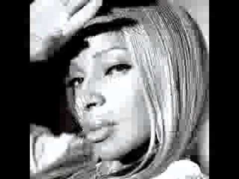Videoclip de Show Love — Mary J. Blige