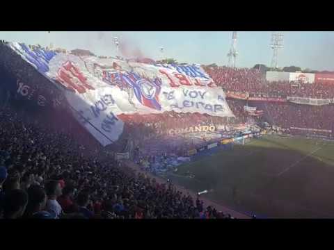 "Cerro Porteño Campeón Clausura 2017 - Vamos Azulgrana" Barra: La Plaza y Comando • Club: Cerro Porteño