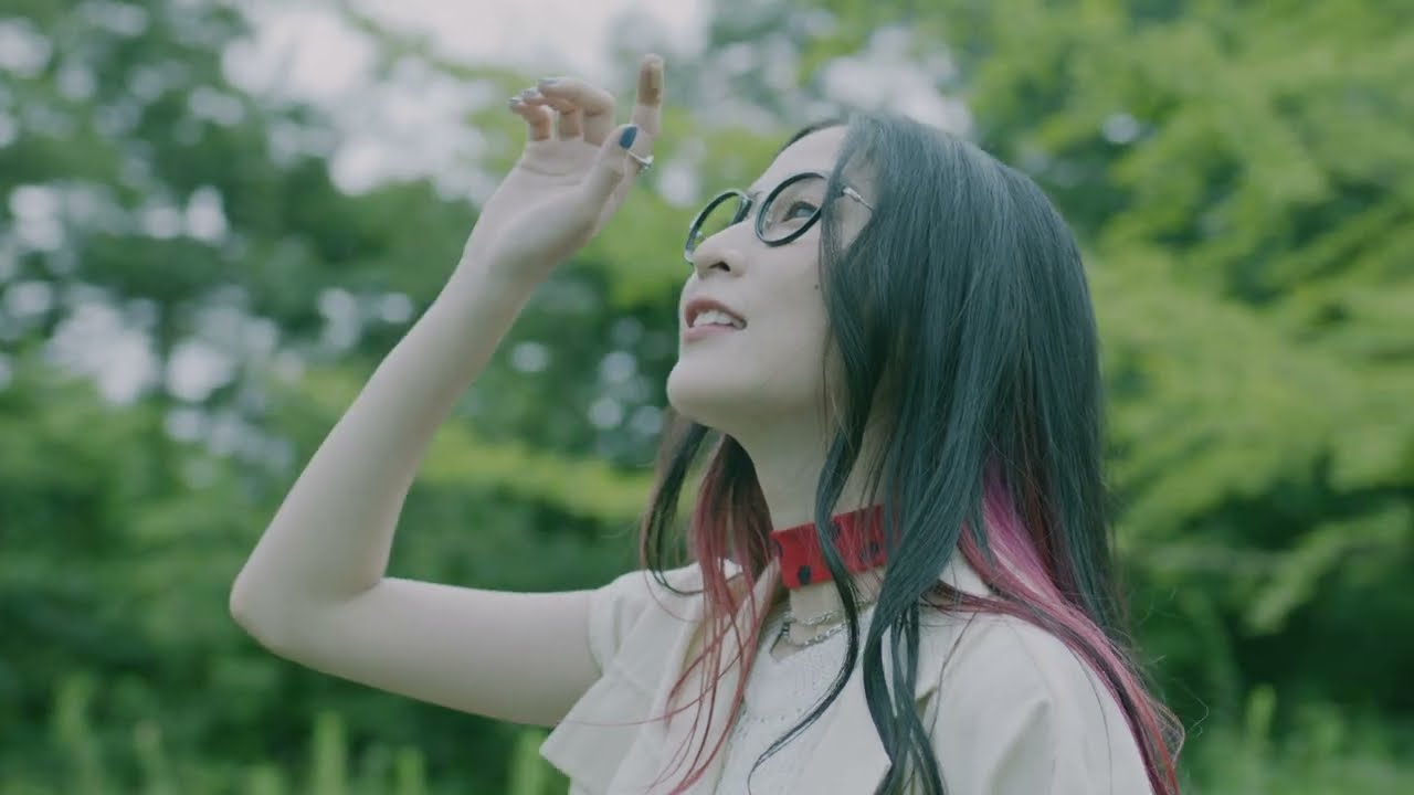 Make Me Feel Better / MindaRyn