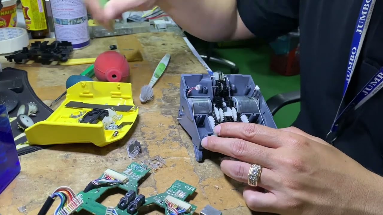 Clean MEI bill acceptor