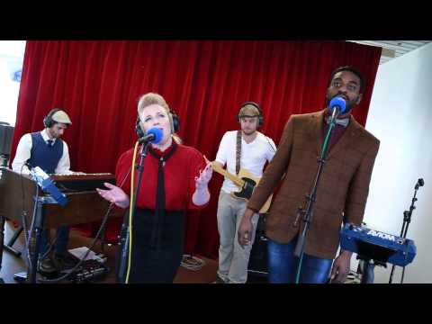 Langste Liefde: Grand Hammond - Can't help falling in love