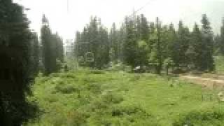 preview picture of video 'Gondola cable car ride in gulmarg, Kashmir'