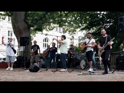 Kein Veedel für Rassismus - Microphone Mafia und Buntes Herz