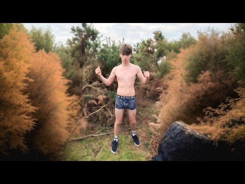 Super umwerfendes 18-jähriges Fitnessmodel | BEEBOY