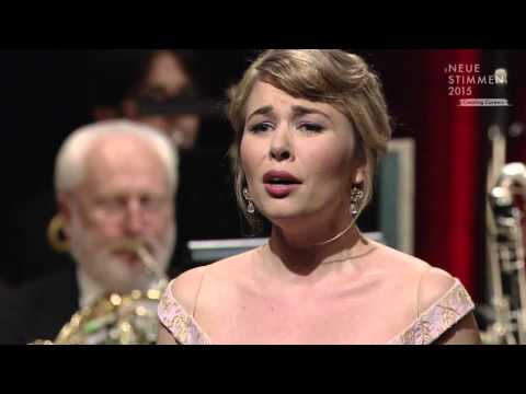 NEUE STIMMEN 2015 - Final: Elsa Dreisig sings "C'est des contrebandiers ...", Carmen, Bizet