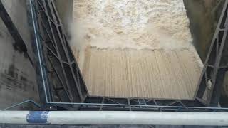 preview picture of video 'Gose khurd dam (indira sagar prakalp gose khurd)'