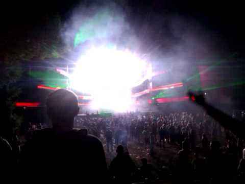 Sydney Blue  Electrocity 2012