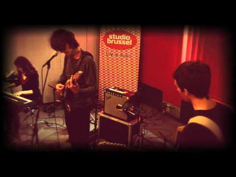 Studio Brussel: Cat's Eyes - The Crying Game