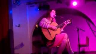 Aldous Harding - Small Bones of Courage @ Paradiso