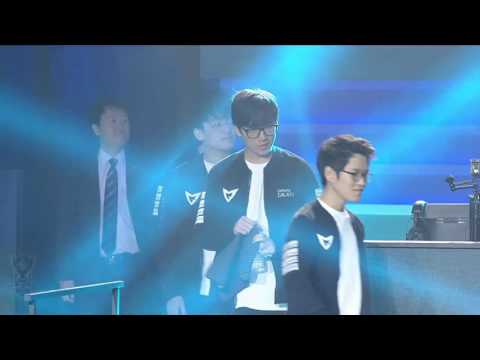 C9 vs SSG: Crowd Booing SSG - Worlds 2016