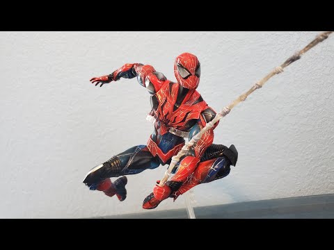 Play Arts Kai Spider Man review